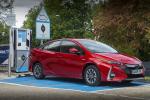 Toyota Prius Plug-in Hybrid Business Edition+ 2019 года (UK)